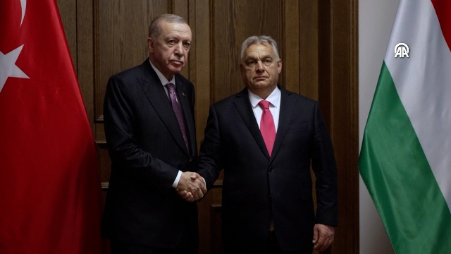 Cumhurbaşkanı Erdoğan, Macaristan Başbakanı Orban ile görüştü! Görüşmenin detayları belli oldu - Resim: 0