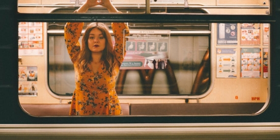 Esenler’de Metro Vagonu Raydan Çıktı: Tüm Yolcular Güvenle Tahliye Edildi